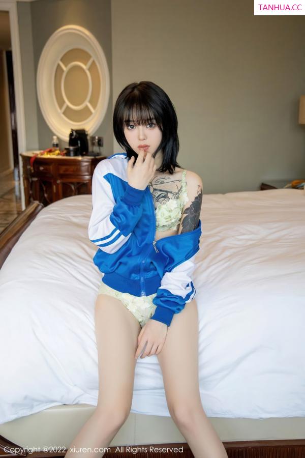 小奶瓶呜呜  [XiuRen]高清写真图 2022.04.08 No.4838 奶瓶第44张图片